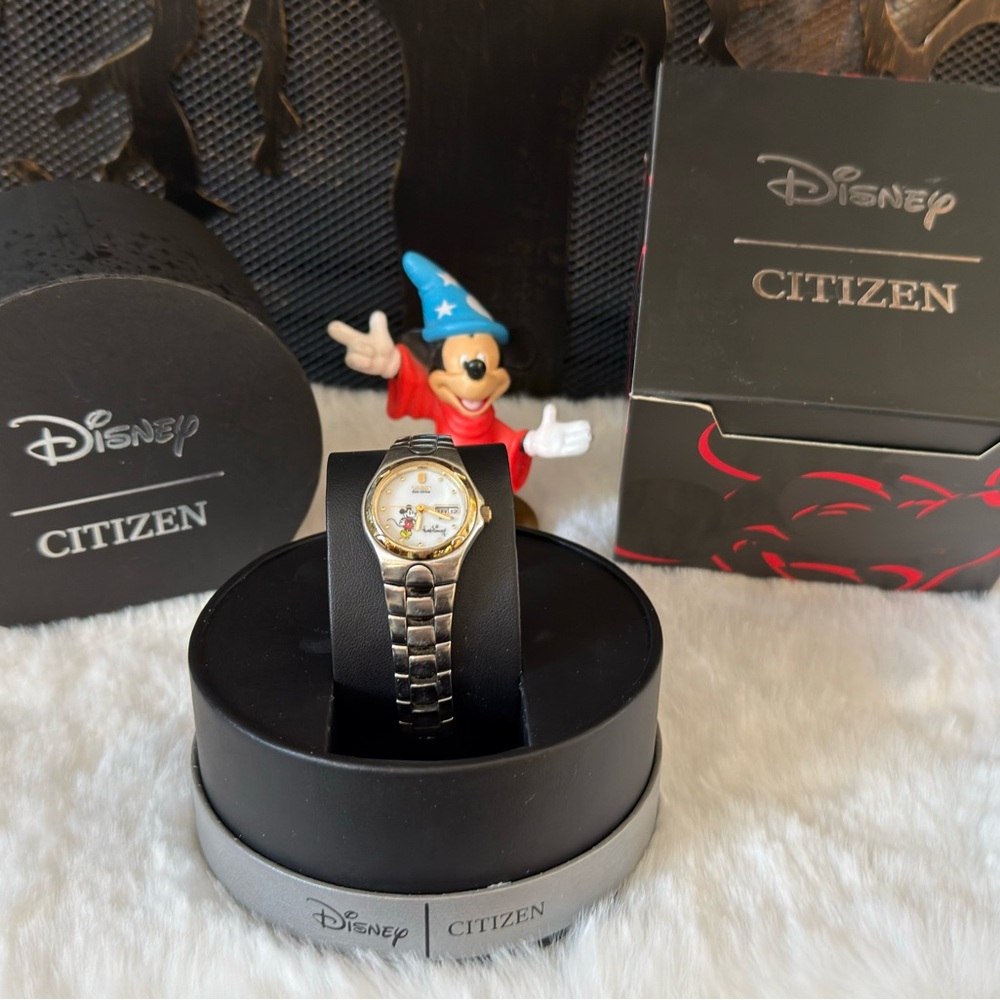 Citizen Disney ECO DRIVE Silver and Gold Watch - Picture 3 of 7